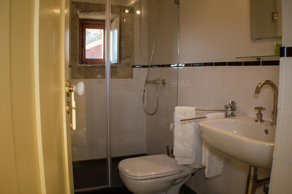 Casas Dos Avos Pension Vale de Cambra Kamer foto