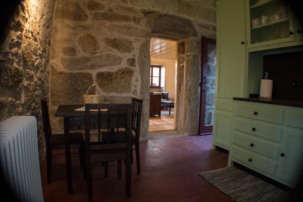 Casas Dos Avos Pension Vale de Cambra Kamer foto