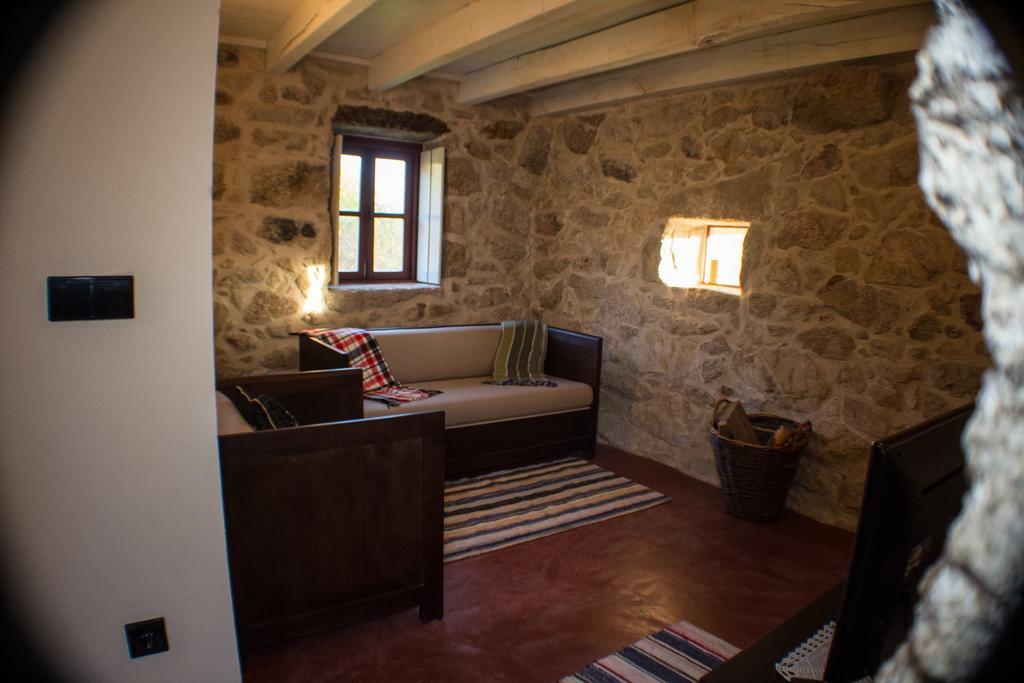 Casas Dos Avos Pension Vale de Cambra Kamer foto