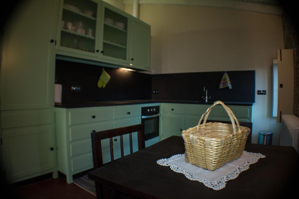 Casas Dos Avos Pension Vale de Cambra Kamer foto
