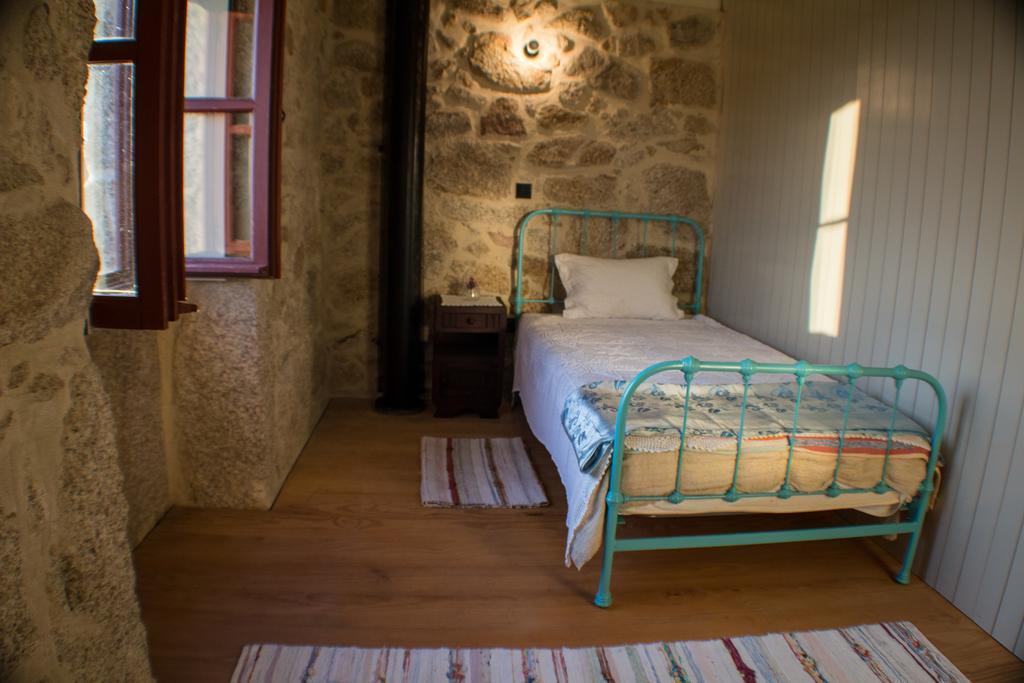 Casas Dos Avos Pension Vale de Cambra Kamer foto