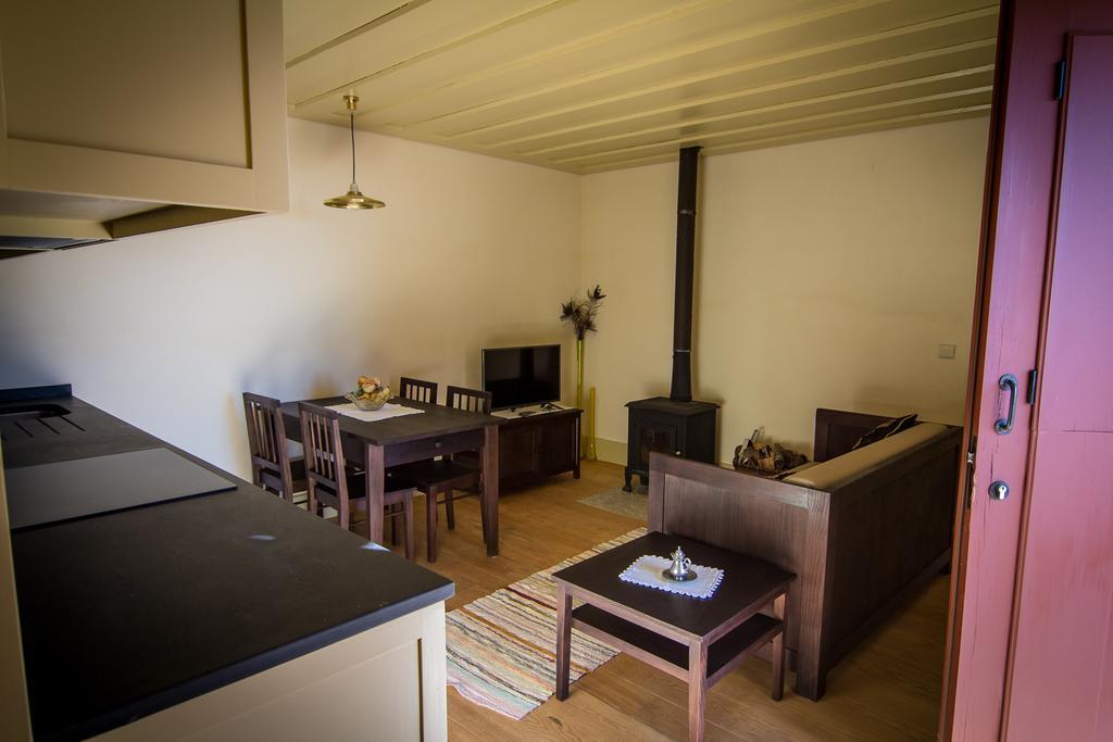 Casas Dos Avos Pension Vale de Cambra Kamer foto
