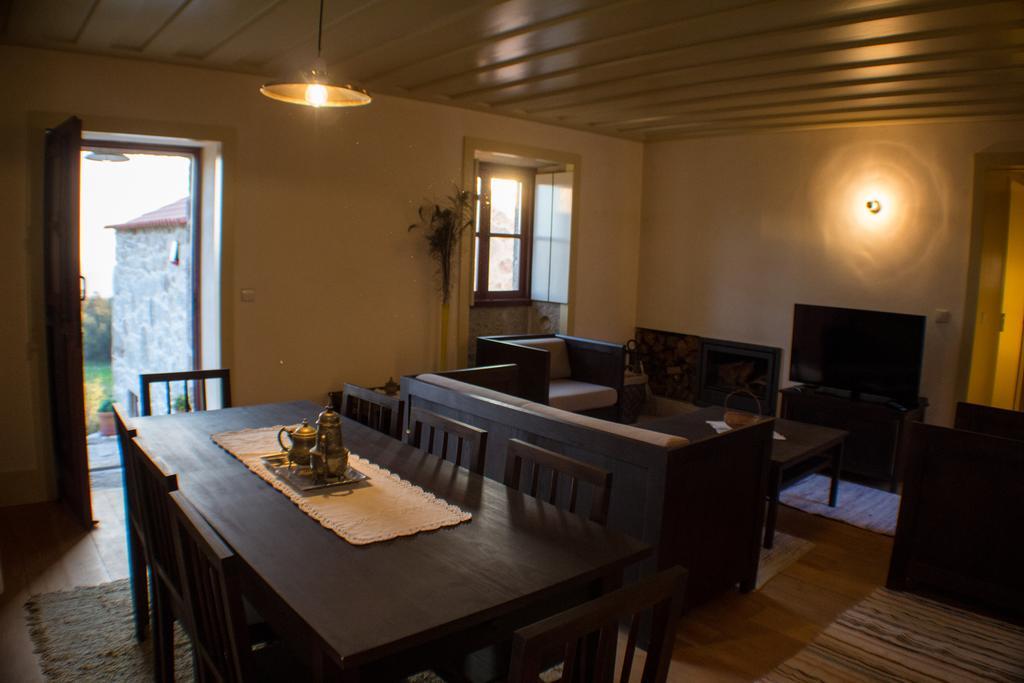 Casas Dos Avos Pension Vale de Cambra Kamer foto