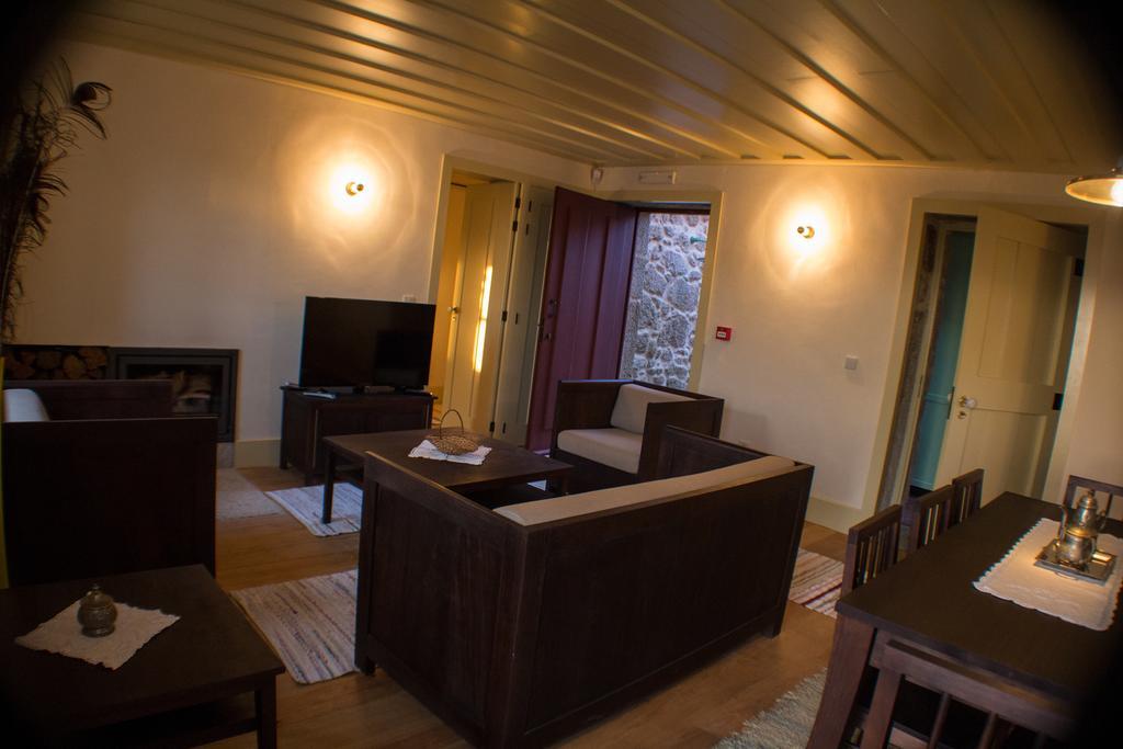 Casas Dos Avos Pension Vale de Cambra Kamer foto